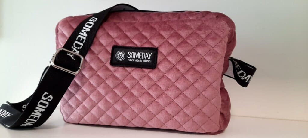 Oversized Cross-Body Bag Velvet Pink
